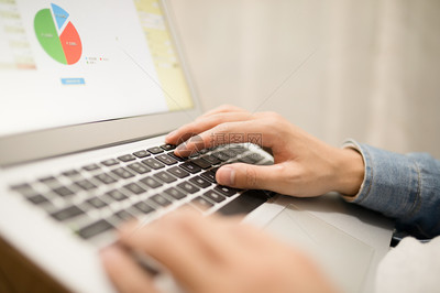 软件开发 从指尖的敲击到数字世界的构建